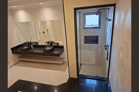 Casa de condomínio à venda com 330m², 4 quartos e 4 vagas Casa de condomínio à venda com 330m², 4 quartos e 4 vagasFoto 27