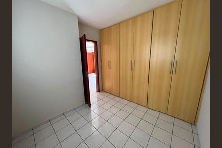 Quarto 2 de apartamento para alugar com 2 quartos, 65m² em Padre Eustáquio, Belo Horizonte