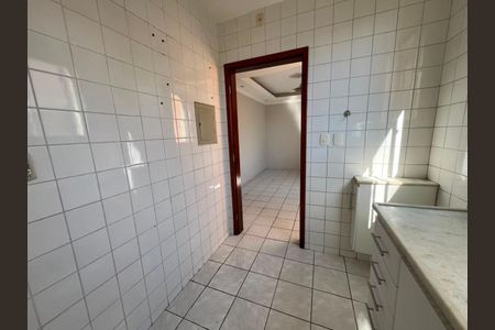 Cozinha e Área de Serviço de apartamento para alugar com 2 quartos, 65m² em Padre Eustáquio, Belo Horizonte