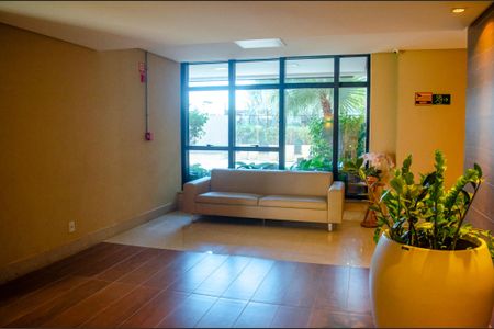 Apartamento para alugar com 105m², 3 quartos e 2 vagas Apartamento para alugar com 105m², 3 quartos e 2 vagasHall social