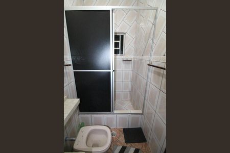 Banheiro da Suíte de casa para alugar com 2 quartos, 12m² em Jardim Nova Michigan Ii, São José dos Campos