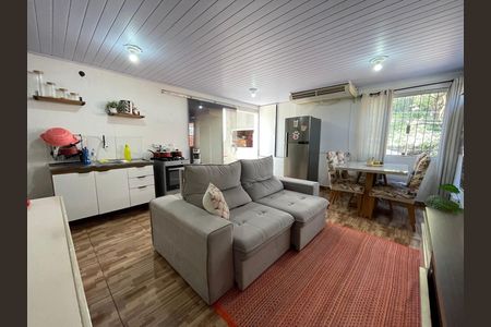 Sala de casa à venda com 2 quartos, 228m² em Conjunto Residencial Butanta, São Paulo