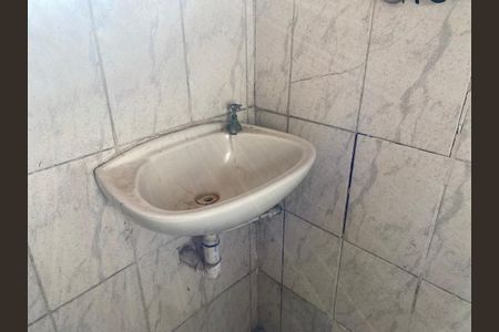 Banheiro de casa para alugar com 2 quartos, 400m² em Joá, Lagoa Santa