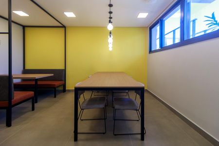 Apartamento para alugar com 34m², 1 quarto e sem vagaCoworking