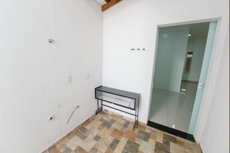 Casa para alugar com 100m², 2 quartos e 2 vagas Casa para alugar com 100m², 2 quartos e 2 vagasÁrea de Serviço