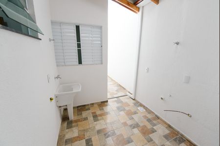 Casa para alugar com 100m², 2 quartos e 2 vagas Casa para alugar com 100m², 2 quartos e 2 vagasÁrea de Serviço