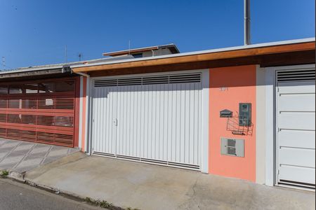 Casa para alugar com 100m², 2 quartos e 2 vagas Casa para alugar com 100m², 2 quartos e 2 vagasFachada da Casa