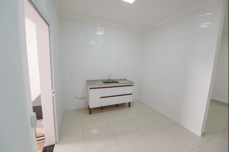 Casa para alugar com 100m², 2 quartos e 2 vagas Casa para alugar com 100m², 2 quartos e 2 vagasCozinha