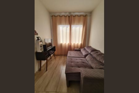 Apartamento à venda com 63m², 2 quartos e sem vaga Apartamento à venda com 63m², 2 quartos e sem vagaSala