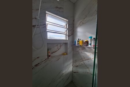 Apartamento à venda com 63m², 2 quartos e sem vaga Apartamento à venda com 63m², 2 quartos e sem vagaBanheiro