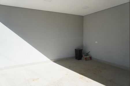 Garagem de casa de condomínio para alugar com 4 quartos, 300m² em Suru, Barueri