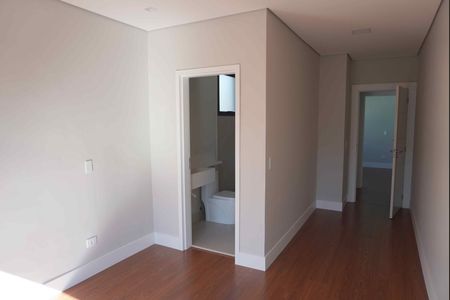 Casa de condomínio para alugar com 300m², 4 quartos e 4 vagasSuite 1