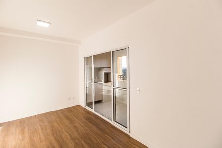 Apartamento à venda com 72m², 3 quartos e 2 vagas Apartamento à venda com 72m², 3 quartos e 2 vagasSala