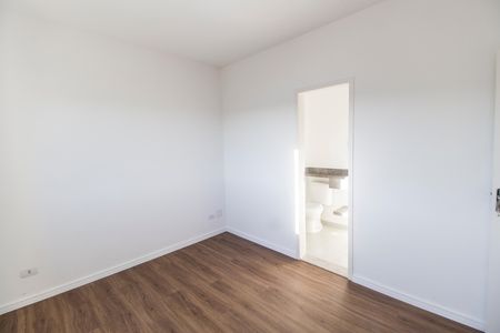 Apartamento à venda com 72m², 3 quartos e 2 vagas Apartamento à venda com 72m², 3 quartos e 2 vagasSuíte