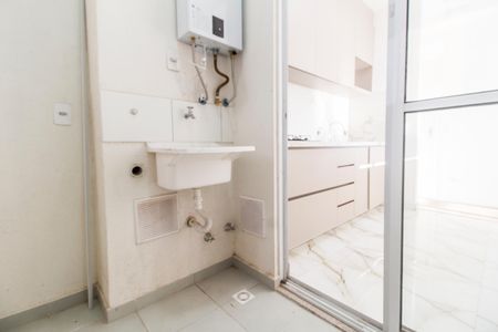 Apartamento à venda com 72m², 3 quartos e 2 vagas Apartamento à venda com 72m², 3 quartos e 2 vagasÁrea de Serviço