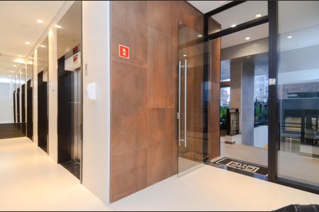 Apartamento para alugar com 66m², 2 quartos e sem vaga Apartamento para alugar com 66m², 2 quartos e sem vagaHall Social