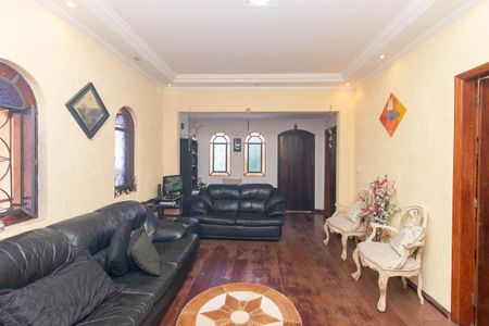 Casa à venda com 4 quartos, 585m² em Vila Pedra Branca, São Paulo