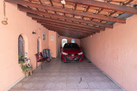 Garagem de casa à venda com 4 quartos, 585m² em Vila Pedra Branca, São Paulo