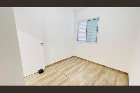 Quarto 1 de casa de condomínio para alugar com 2 quartos, 54m² em Parque Santo Afonso, Cotia