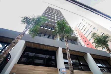 Studio para alugar com 25m², 1 quarto e sem vaga Studio para alugar com 25m², 1 quarto e sem vagaFachada