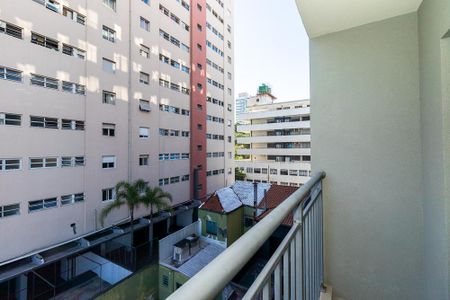 Studio para alugar com 25m², 1 quarto e sem vaga Studio para alugar com 25m², 1 quarto e sem vagaVaranda