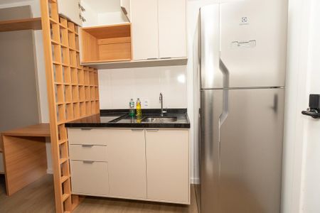 Studio para alugar com 25m², 1 quarto e sem vaga Studio para alugar com 25m², 1 quarto e sem vagaCozinha