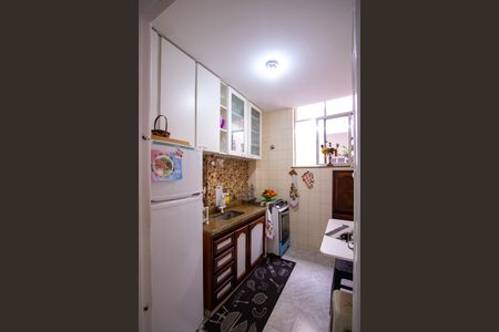 Cozinha de apartamento para alugar com 1 quarto, 60m² em Venda da Cruz, São Gonçalo