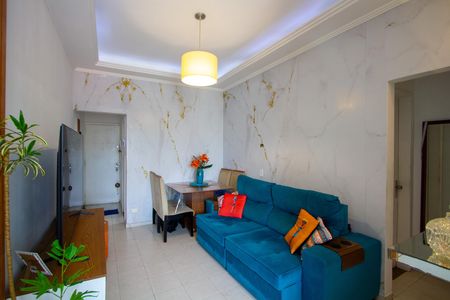 Sala de apartamento para alugar com 1 quarto, 60m² em Venda da Cruz, São Gonçalo