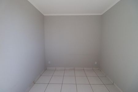 Apartamento para alugar com 77m², 3 quartos e 1 vagaSuite 