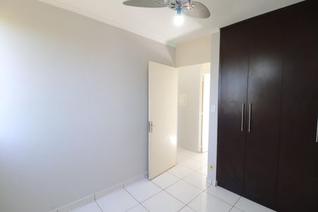 Apartamento para alugar com 77m², 3 quartos e 1 vagaQuarto 2