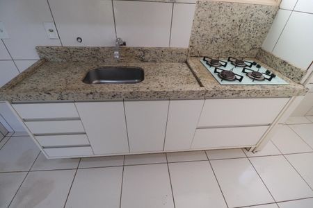 Apartamento para alugar com 77m², 3 quartos e 1 vagaCozinha 