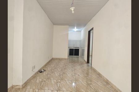 Casa para alugar com 50m², 1 quarto e sem vaga