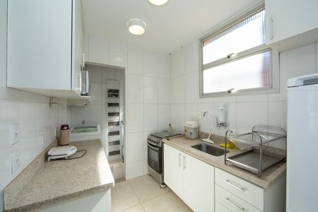 COZINHA de apartamento para alugar com 3 quartos, 70m² em Padre Eustáquio, Belo Horizonte