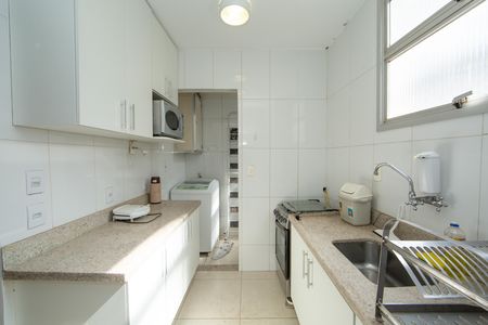 COZINHA de apartamento para alugar com 3 quartos, 70m² em Padre Eustáquio, Belo Horizonte