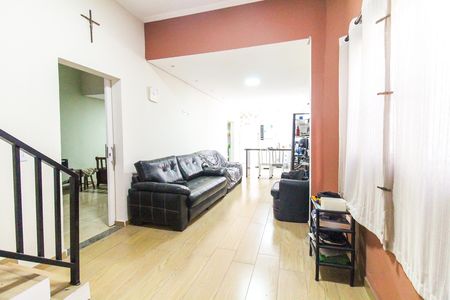 Sala de casa à venda com 2 quartos, 130m² em Vila São Silvestre (zona Leste), São Paulo