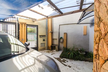garagem de casa à venda com 2 quartos, 130m² em Vila São Silvestre (zona Leste), São Paulo