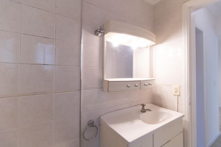 Apartamento para alugar com 58m², 2 quartos e 1 vaga Apartamento para alugar com 58m², 2 quartos e 1 vagaBanheiro