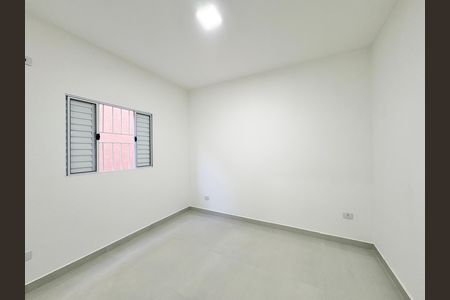 Quarto 2 de casa de condomínio para alugar com 2 quartos, 80m² em Jardim Mangalot, São Paulo
