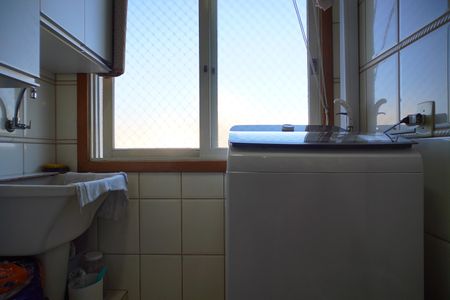 Apartamento à venda com 65m², 2 quartos e 1 vaga Apartamento à venda com 65m², 2 quartos e 1 vagaÁrea de Serviço