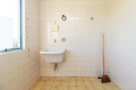 Apartamento à venda com 85m², 2 quartos e 1 vaga Apartamento à venda com 85m², 2 quartos e 1 vagaÁrea de Serviço
