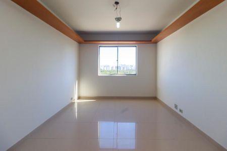 Apartamento à venda com 85m², 2 quartos e 1 vaga Apartamento à venda com 85m², 2 quartos e 1 vagaSala