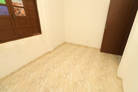 Casa para alugar com 60m², 1 quarto e sem vaga