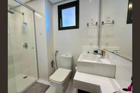 Apartamento à venda com 166m², 3 quartos e 4 vagas Apartamento à venda com 166m², 3 quartos e 4 vagasBanheiro
