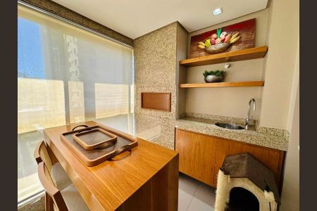Apartamento à venda com 166m², 3 quartos e 4 vagas Apartamento à venda com 166m², 3 quartos e 4 vagasVaranda
