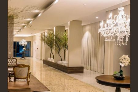 Apartamento à venda com 166m², 3 quartos e 4 vagas Apartamento à venda com 166m², 3 quartos e 4 vagasÁrea externa