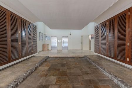 Hall de entrada de apartamento para alugar com 1 quarto, 50m² em Bela Vista, São Paulo