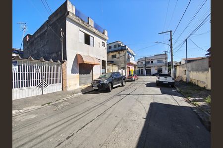 Casa à venda com 87m², 2 quartos e 3 vagas Casa à venda com 87m², 2 quartos e 3 vagasVista da Rua