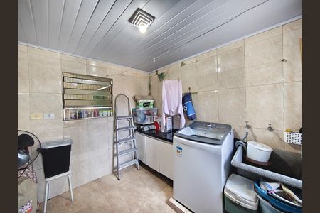 Casa à venda com 87m², 2 quartos e 3 vagas Casa à venda com 87m², 2 quartos e 3 vagasÁrea de Serviço