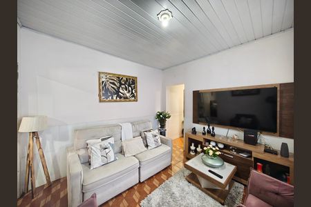 Casa à venda com 87m², 2 quartos e 3 vagas Casa à venda com 87m², 2 quartos e 3 vagasSala
