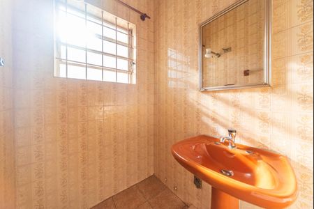 Banheiro da suíte de casa à venda com 3 quartos, 151m² em Jardin Estela, Santo André
